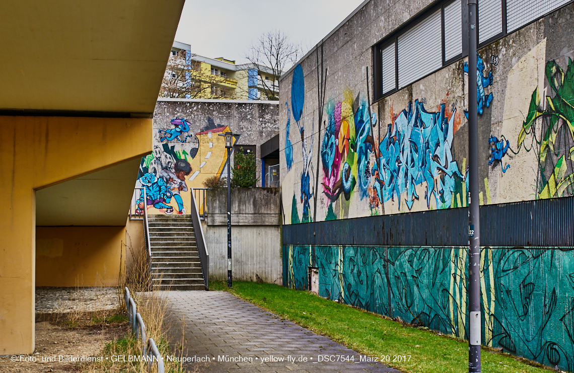 21.03.2017 - Abrissbaustelle Quiddezentrum in Neuperlach